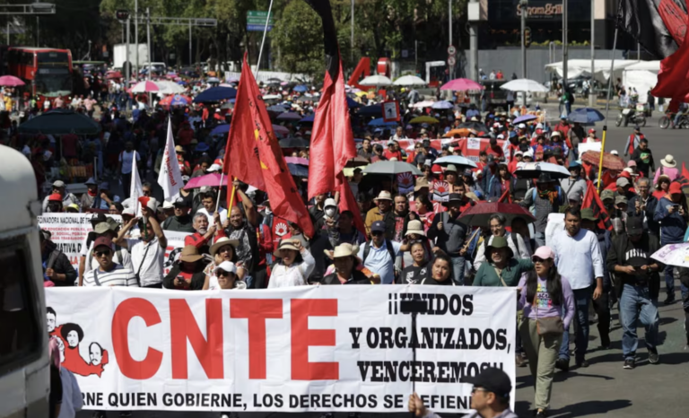 AL MARGEN || La CNTE ‘dobla’ al régimen 
